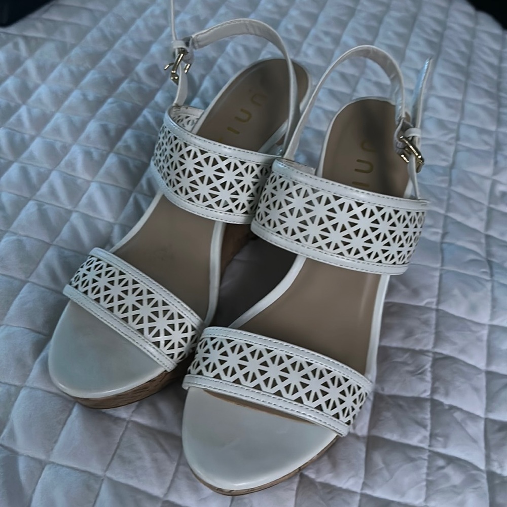 Wedge sandals